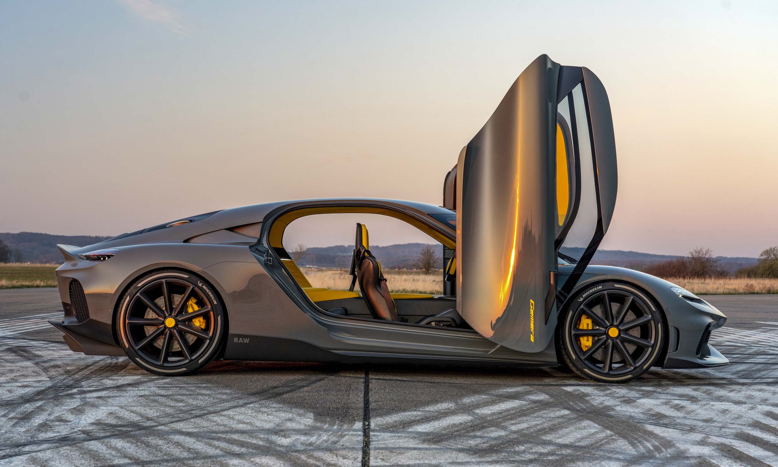 autovakuutus, liikennevakuutus ja kaskovakuutus lasivakuutus, sijaisautovakuutus, hinausvakuutus, lunastusvakuutus